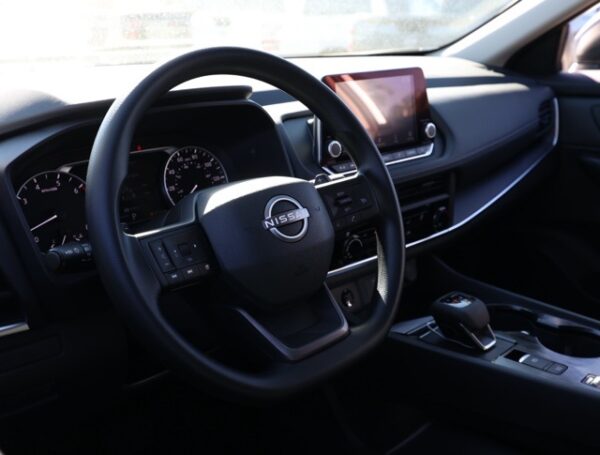 New 2025 Nissan Rogue S - Image 3